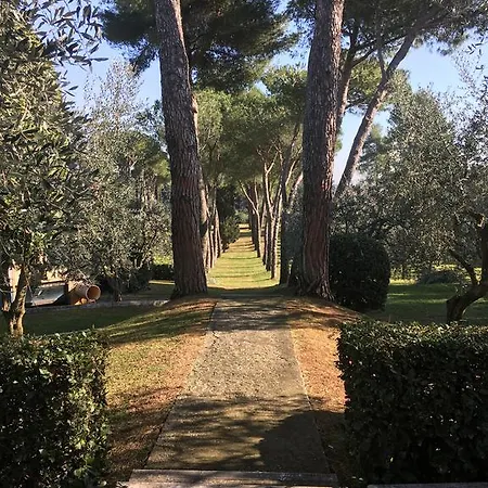 Casa Nostra Signora 3* Isola Farnese